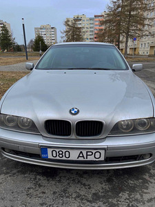 BMW 528i 142кВт