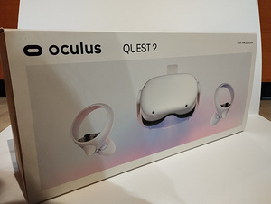 Oculus Quest 2 (4 фото из 4)