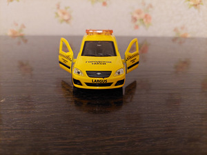 Lada Largus (2 foto / 3)