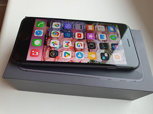 Mobiiltelefon iPhone 8, 256 GB (5 foto / 8)