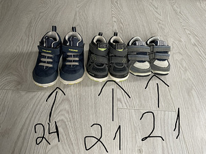 Детские ботинки размеры 24,21