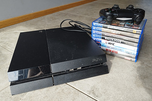 Mängukonsool Sony PlayStation 4 + 8 mängut + pult + kaablid (1 foto / 5)