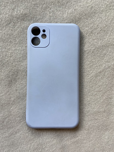 Продам чехлы на IPhone 11 (5 фото из 6)