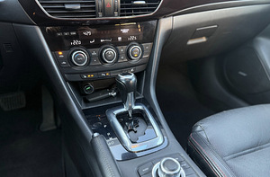 Mazda 6 (12 foto / 13)