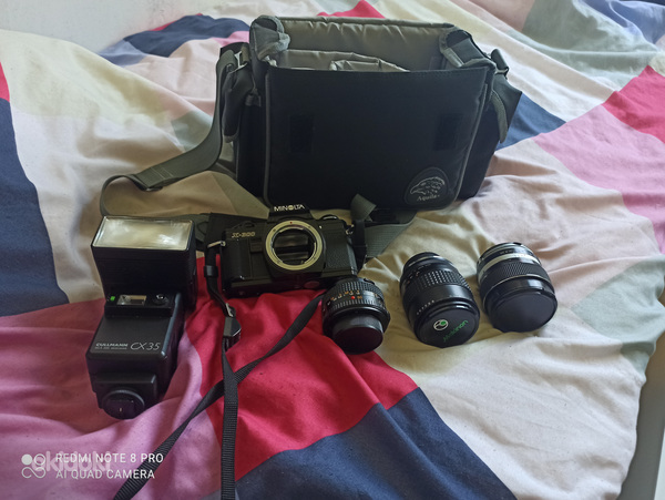 Продам фотоаппарат с линзами