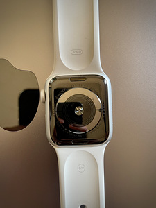 Apple Watch 5 (40mm) (4 foto / 5)