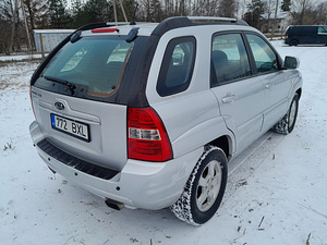 Kia Sportage (4 foto / 6)