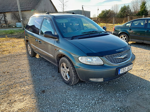 Крайслер Вояджер (2 фото из 9)