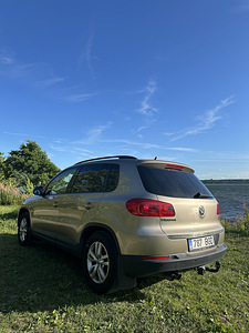 Volkswagen tiguan (3 foto / 10)