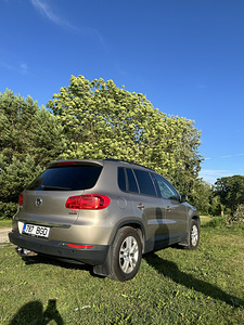 Volkswagen tiguan (4 foto / 10)