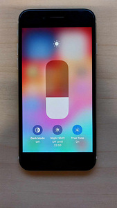 iPhone SE 2020 128GB (4 foto / 4)
