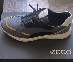 Кроссовки ecco (1 фото из 4)