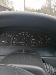 Opel vectra 2.0i 85kw (7 foto / 10)