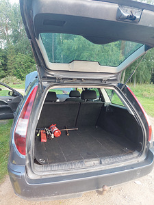 Ford Mondeo 2004 (4 foto / 4)
