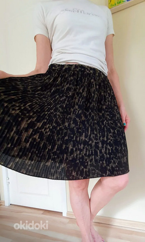 Плиссированная юбка H&M (фото #1)