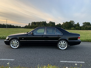 Мерседес-Бенц S500 W140 (1 фото из 13)