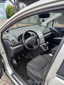 Продам Toyota corolla verso (2 фото из 10)