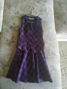 Школьный костюм (4 фото из 4)