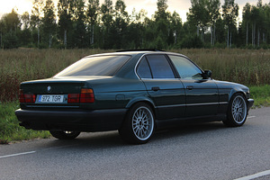 BMW е34 525i 141квт (3 фото из 10)
