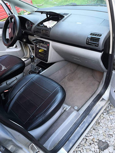 Volkswagen Sharan 1.9 85kw (4 фото из 7)
