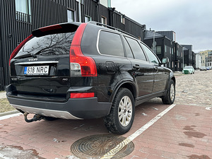 Volvo xc90 2.4d (136 kW) (9 foto / 15)