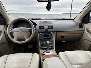 Volvo xc90 2.4d (136 kW) (11 foto / 15)