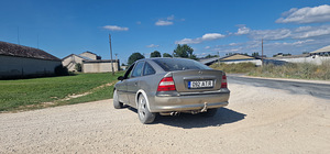 Opel Vectra (3 foto / 6)