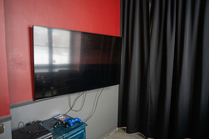 Teler Samsung 65" UE65TU7092 (1 foto / 1)