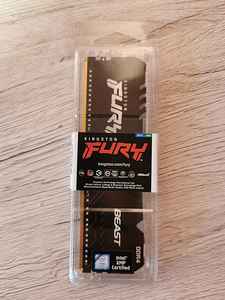 Kingston FURY Beast 3200MHz 32GB DDR4 RGB (1 foto / 2)