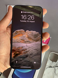 iPhone 12 64гб (2 фото из 5)