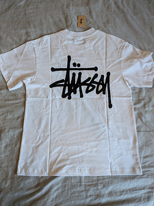 Stüssy t-särk (2 foto / 3)