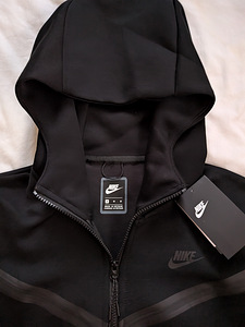 Uus Nike tech fleece (3 foto / 3)