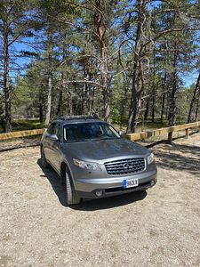 Infiniti FX35 4WD +PLG (6 foto / 6)
